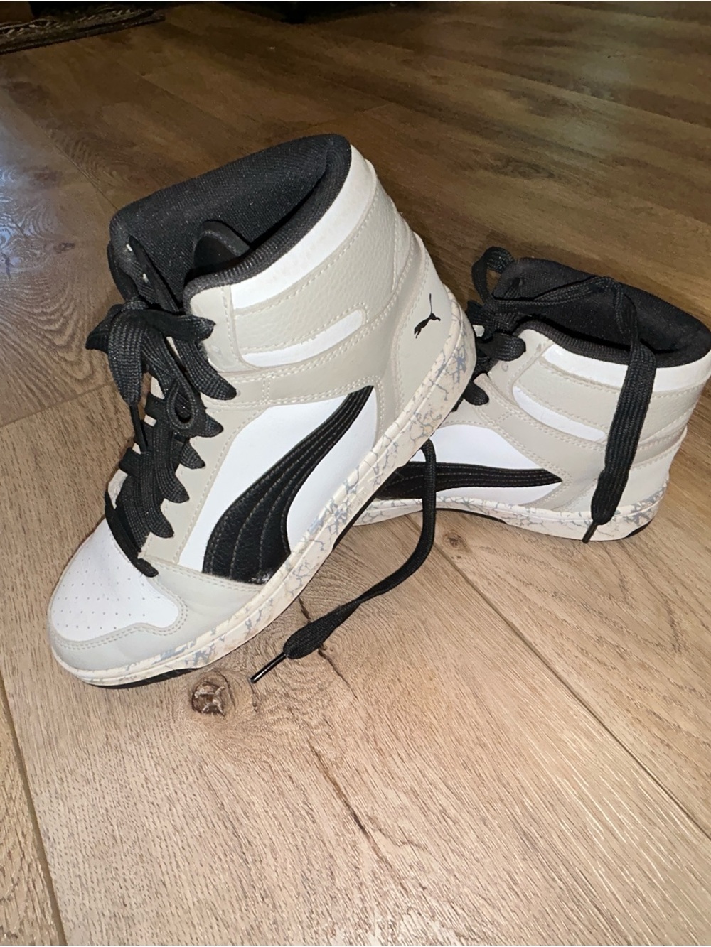 Puma Kids High-Top Sneakers in White, Black and Cream speckled sole 6c